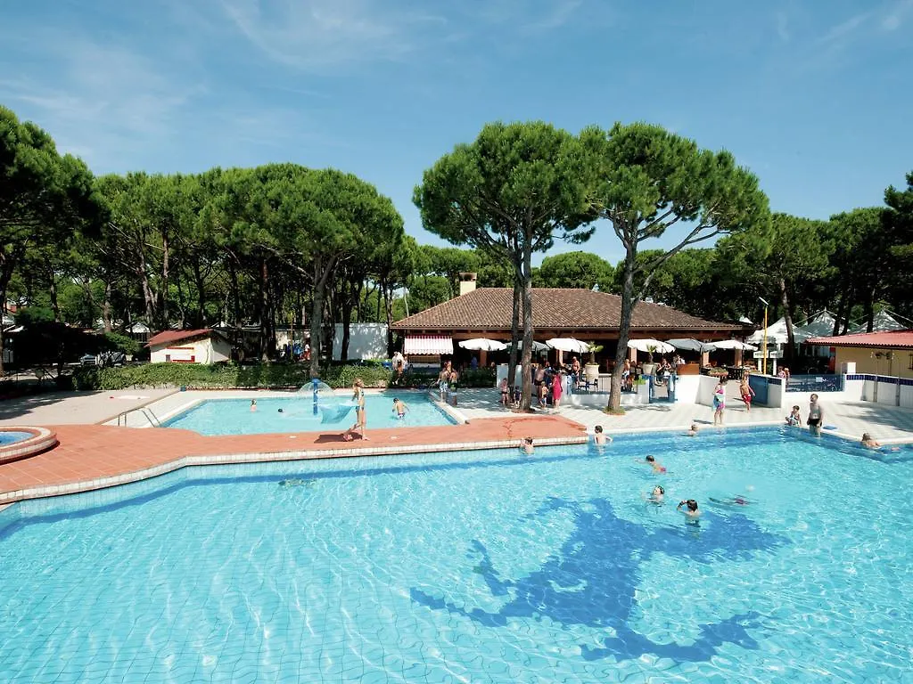 **** Kemping Camping Village Cavallino Olaszország