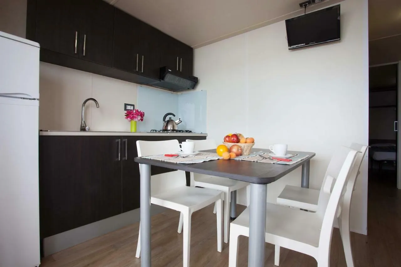 Camping Village Cavallino Кемпинг Каваллино