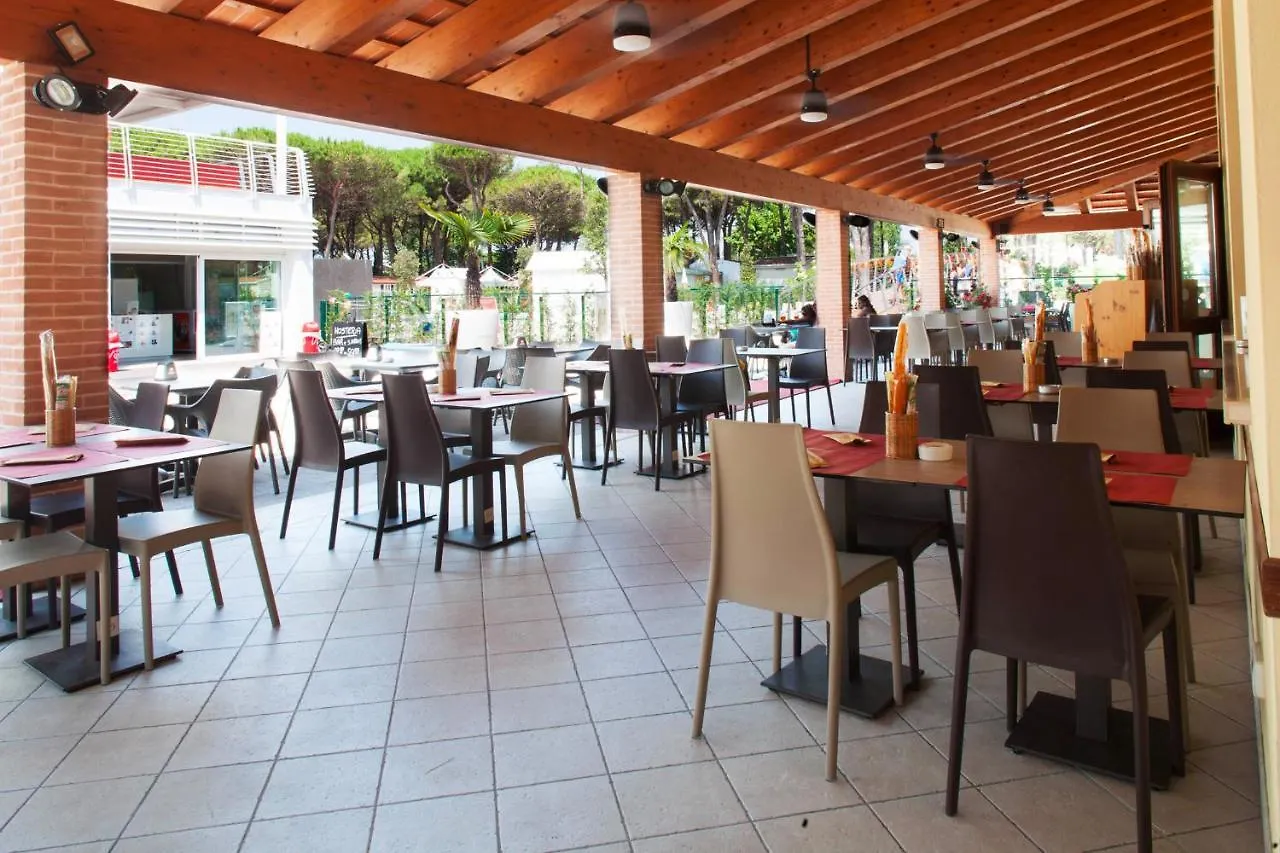 Camping Village Cavallino Каваллино